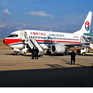厦门航空运输航空快运业稳步发展的原因是什么？